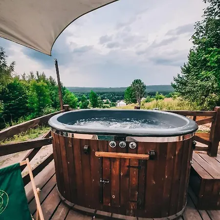 Jurty Z Widokiem, Prywatna Balia- Dzikolas Glamping Krasnobrod Exterior photo