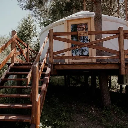 Jurty Z Widokiem, Prywatna Balia- Dzikolas Glamping Krasnobrod Exterior photo