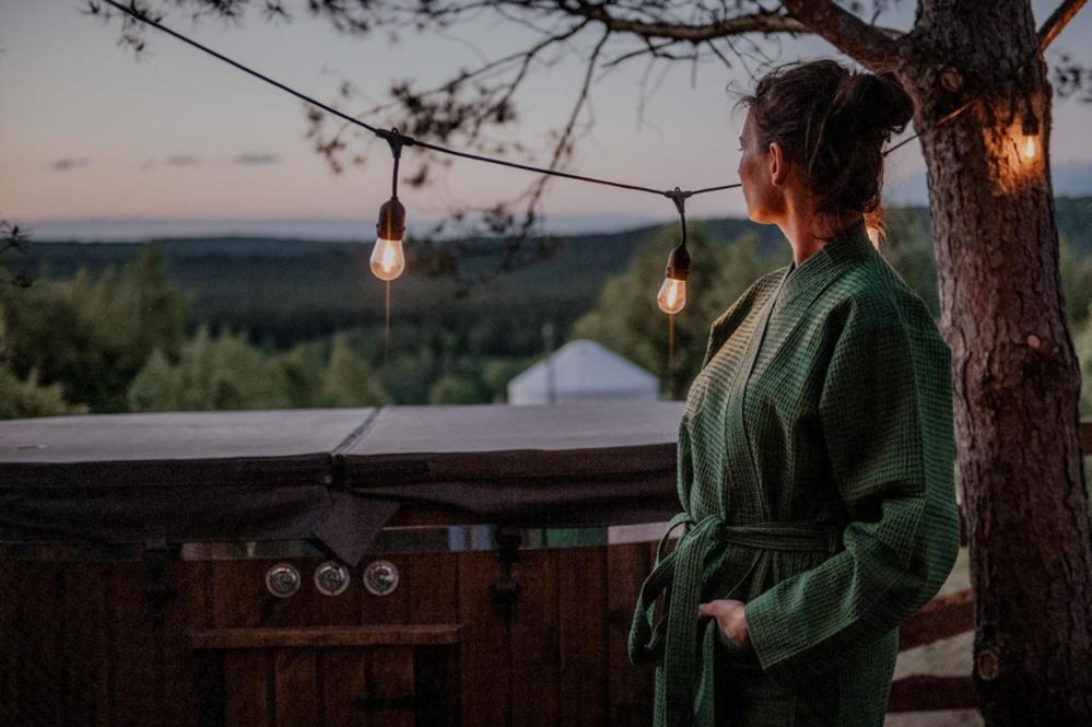 Jurty Z Widokiem, Prywatna Balia- Dzikolas Glamping