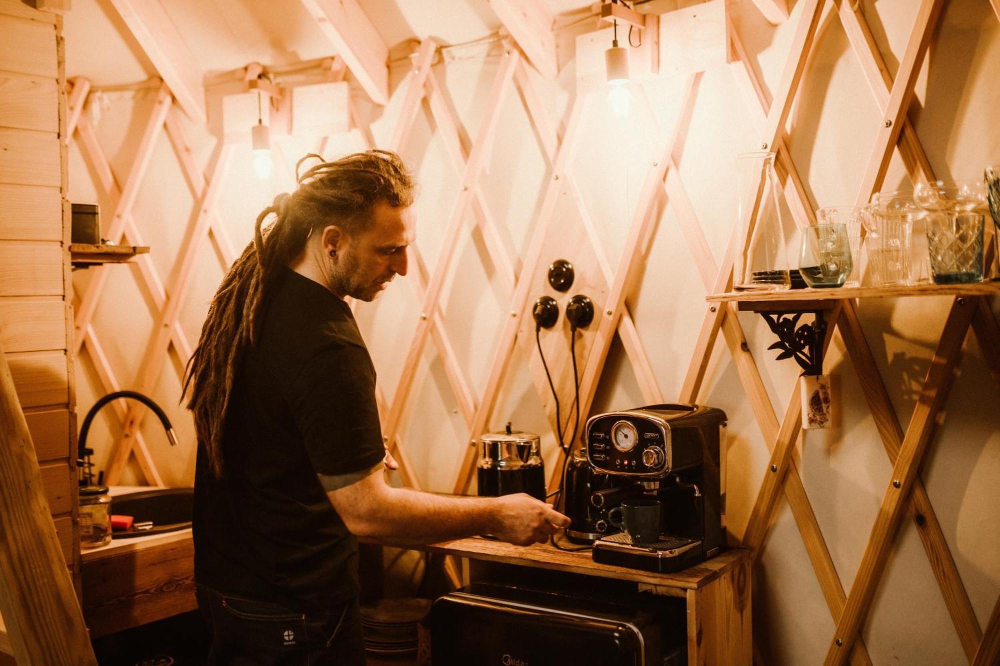 Jurty Z Widokiem, Prywatna Balia- Dzikolas Glamping Luxuszelt Krasnobród